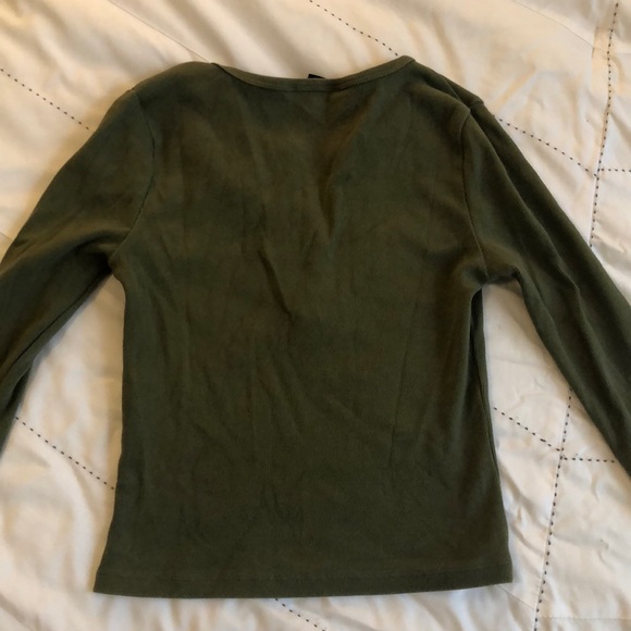 Size Medium Olive Long Sleeve Shirt - Picture 2 of 3